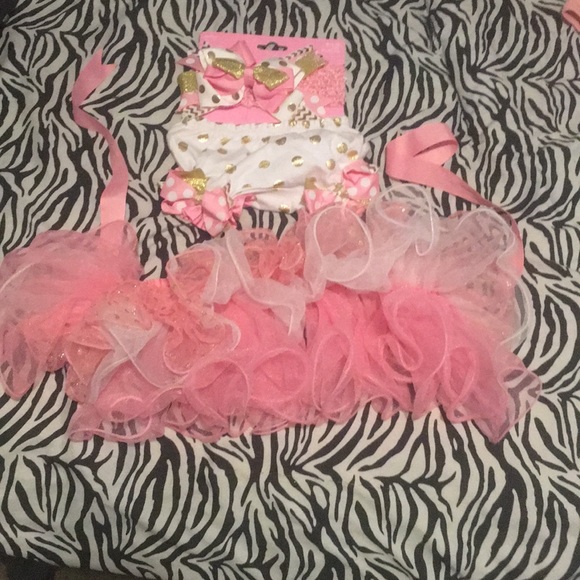 Baby girl 1st birthday outfit - Picture 1 of 2